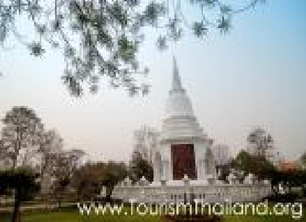 KingNaresuanStupa